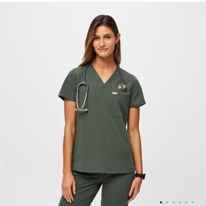Brand new scrub top